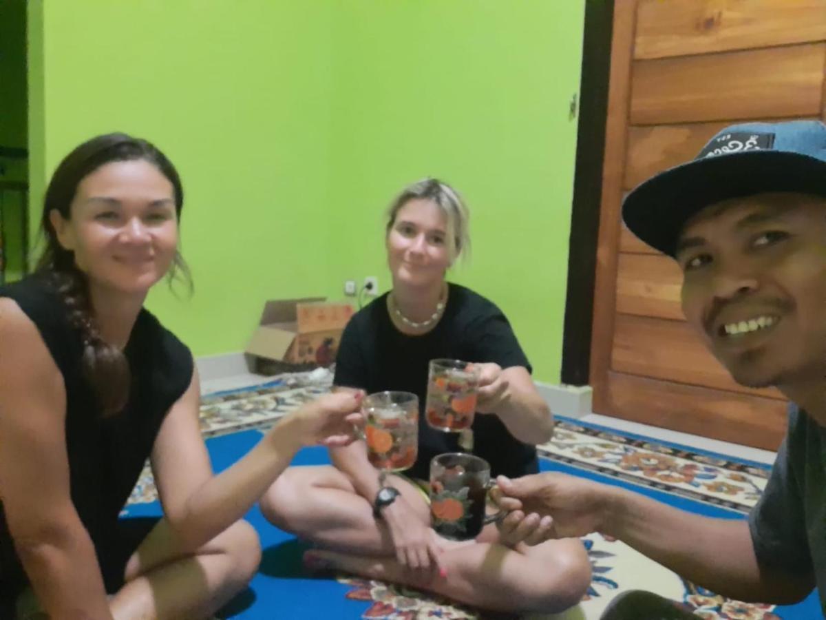 Boneputeh Homestay Taliwang Εξωτερικό φωτογραφία