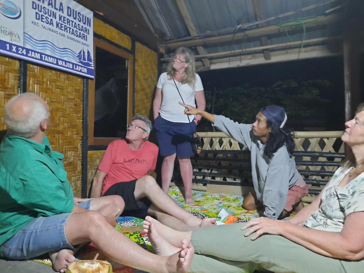 Boneputeh Homestay Taliwang Εξωτερικό φωτογραφία