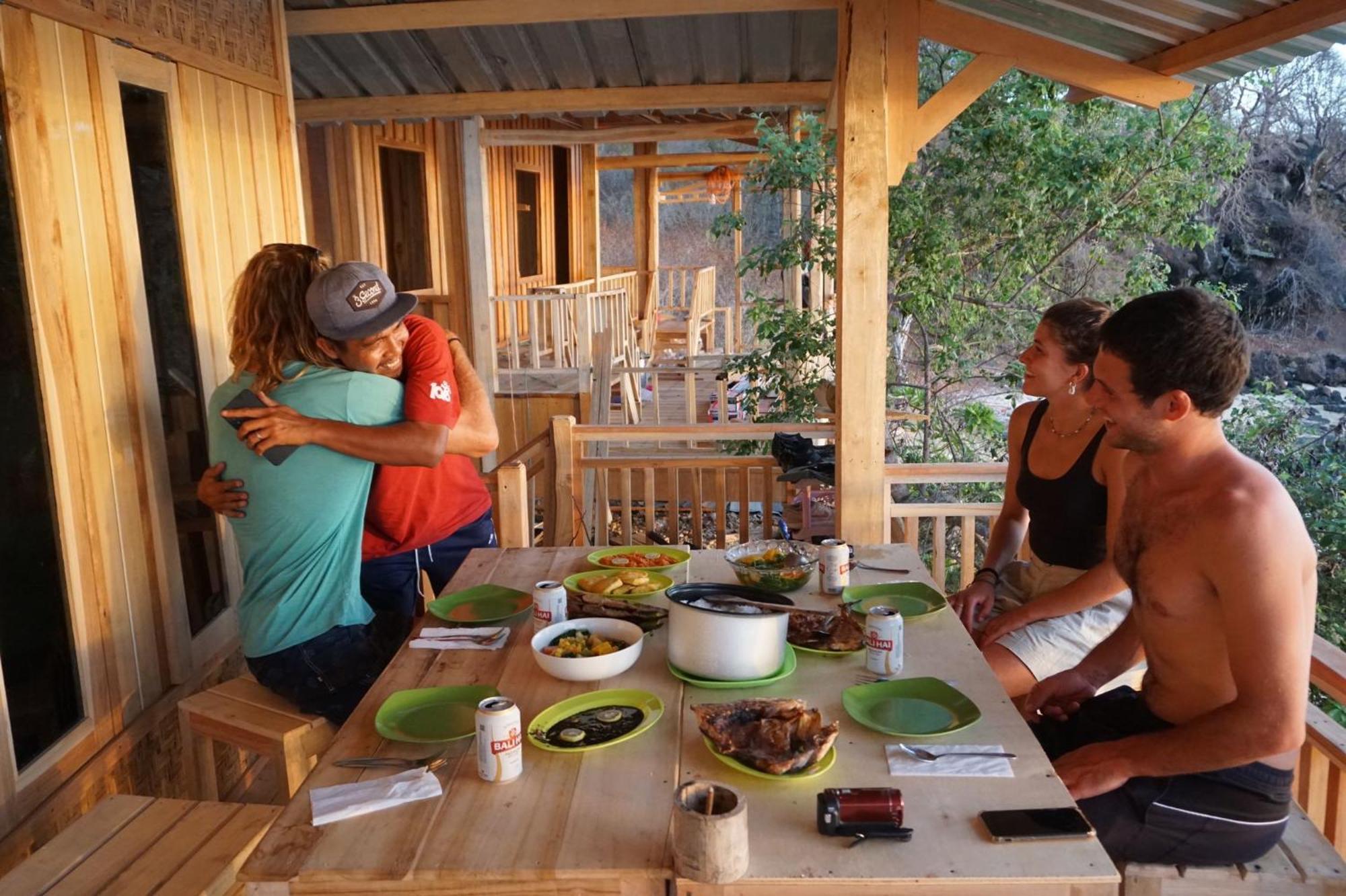 Boneputeh Homestay Taliwang Δωμάτιο φωτογραφία